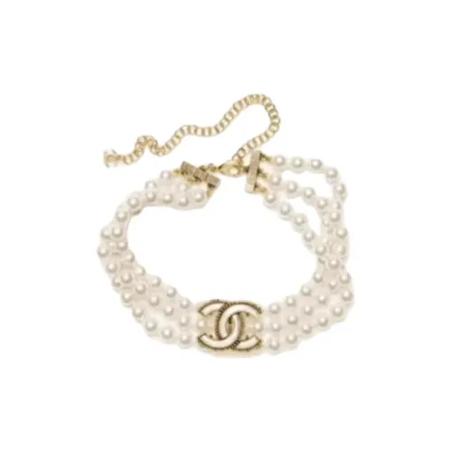 CHANEL Женские браслеты