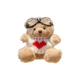 Белый топ с красным сердцем