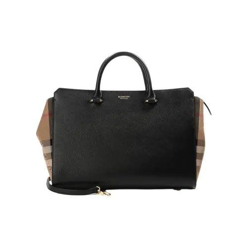 Burberry Телячья кожа Сумка через плечо Сумка Женская Черная