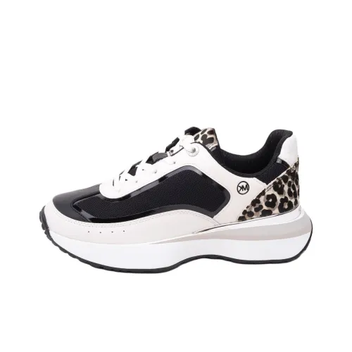 MICHAEL KORS Низкий топ Повседневная обувь Женская Черный