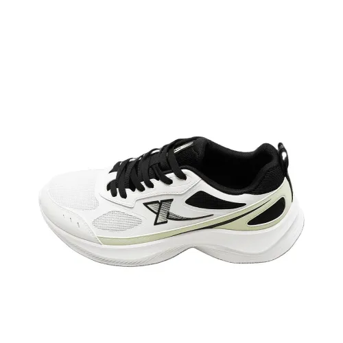 XTEP Амортизаторы Slip-on Устойчивый к истиранию Низкий Топ Беговые кроссовки Мужские Белый Черный Зеленый