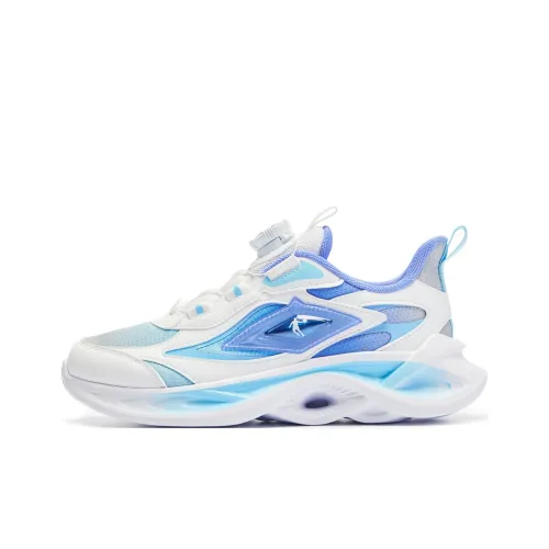 QIAODAN Противоскользящие Износостойкие Низкие Кроссовки для Беговых Занятий Детские Белые и Синие Подростки