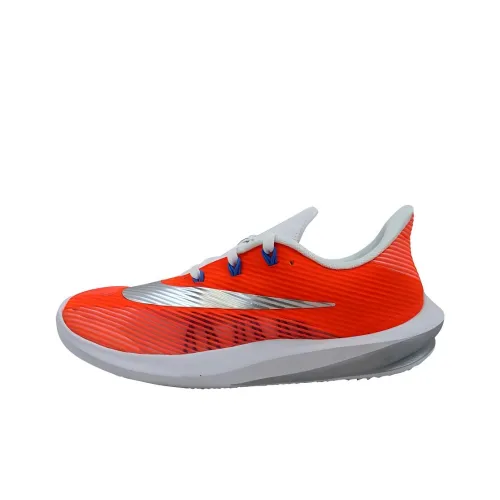 Nike Future Speed 2 Детская беговая обувь Низкий топ Оранжевый Школьный возраст