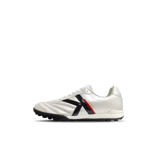 KELME Nebula series Детская футбольная обувь с низким верхом Kids