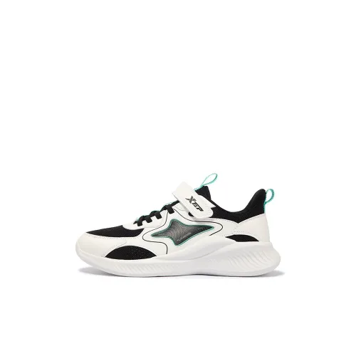 XTEP Детская беговая обувь Low Top Canvas Белый/Черный/Аврора Зеленый Kids