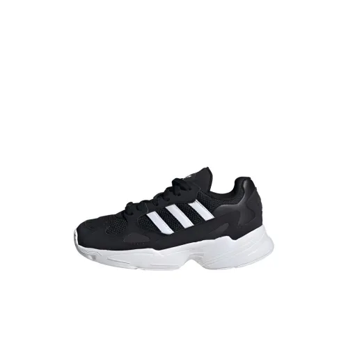 Adidas Slip Resistant Abrasion Resistant MID Топ Детские беговые кроссовки Черный Детские Aged 3 7 Лет