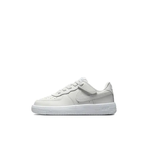 Nike Force 1 Low LV8 EasyOn Устойчивый к истиранию Низкий Топ Детские Скейтбординги Белый Children Возраст 3-7 лет