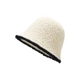 Молочно-белый