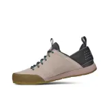 Светло-фиолетовый, красный.