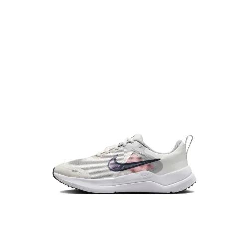 Nike Downshifter 12 Амортизация Устойчивость к истиранию Дышащий Низкий Топ Детская Беговая Обувь Экрю Детская