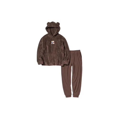 UNIQLO Shark Cat Collaboration Pajama Set Women's