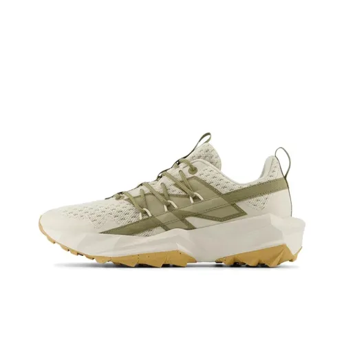 New Balance NB Tektrel Low Беговые кроссовки женские светло-бежевые