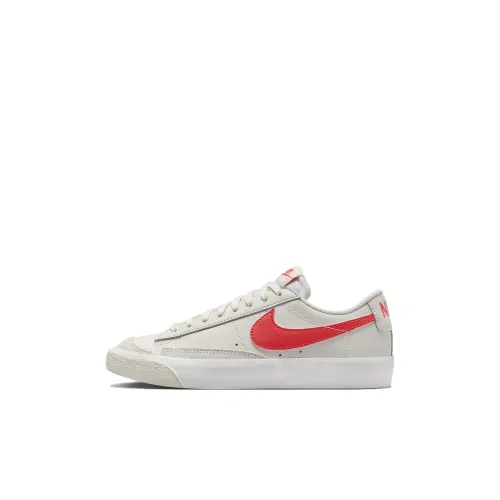 Nike Blazer '77 Устойчивый к истиранию Низкий Топ для Детского Скейтбординга Бежево-Красный Детский