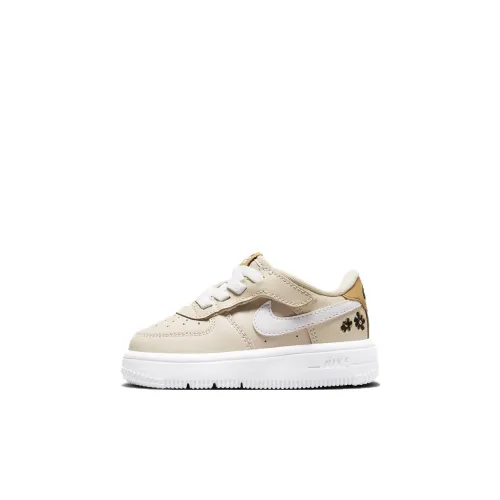 Nike Air Force 1 SE EasyOn Slip Resistant Низкий Топ Обувь для малышей Бежево-желтый Infant And Toddler