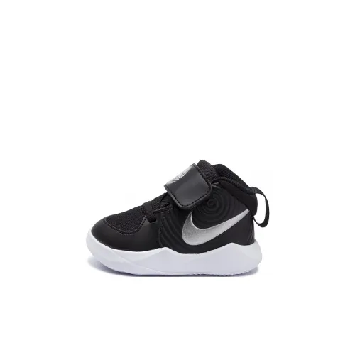 Nike Team Hustle D 9 MID Топ Баскетбольные кроссовки Черный Серебряный Для малышей и детей дошкольного возраста