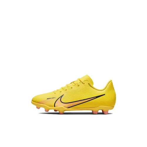 Nike Mercurial Vapor 15 Club Low Топ Детские футбольные бутсы Желто-розовый Детский