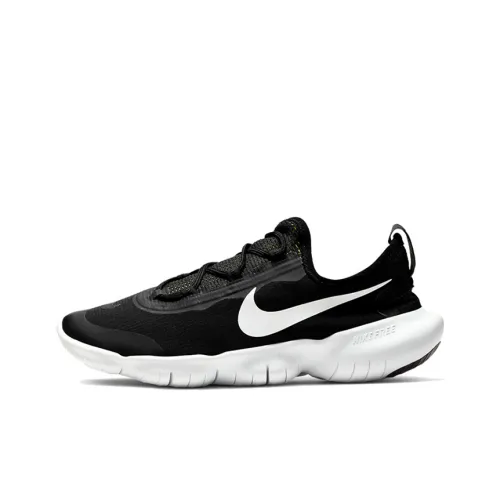 Nike Free Rn 5,0 2020 Противоскользящий Амортизация Устойчивый к истиранию Дышащий Низкий Топ Детские Беговые Кроссовки Черный Белый
