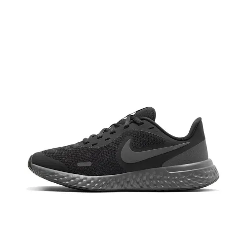 nike REVOLUTION 5 Low Топ Детские беговые кроссовки Черный воин Подростки