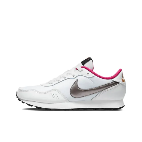 Nike MD Valiant Детская беговая обувь Низкий топ Школьный возраст