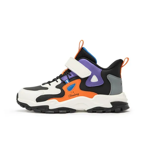 XTEP Детская повседневная обувь MID Топ Черный/Парусный белый/Мармелад Цвет Школьный возраст