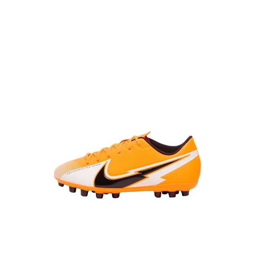 Nike Mercurial Vapor 13 Детские футбольные бутсы с низким верхом Kids