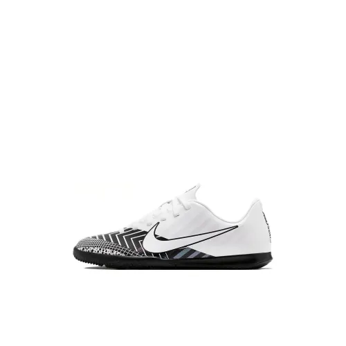 Nike Mercurial Vapor 13 Детские футбольные бутсы с низким верхом Kids
