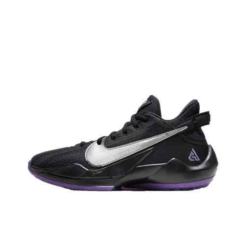 Детская баскетбольная обувь Nike Freak 2 Low Top для школьников