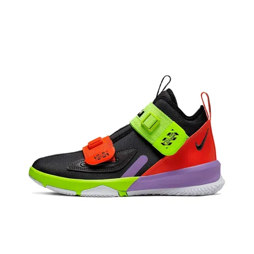 Nike Zoom Soldier 13 Детская баскетбольная обувь Mid Top Unisex