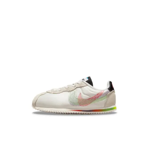 Nike Детская беговая обувь с низким верхом для дошкольников