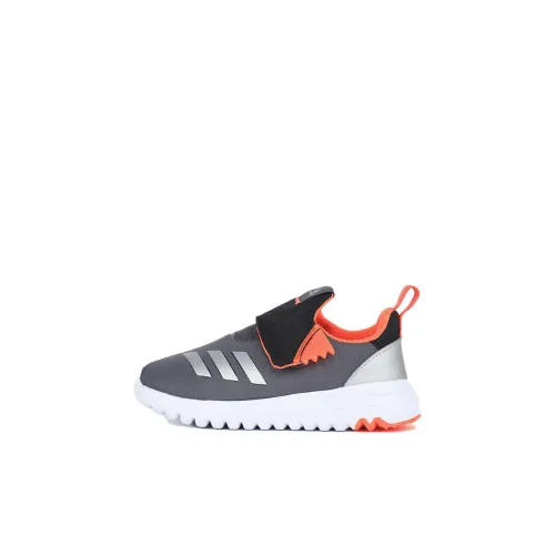 Adidas Suru365 Устойчивая к истиранию низкая обувь для малышей серый и черный для младенцев и малышей