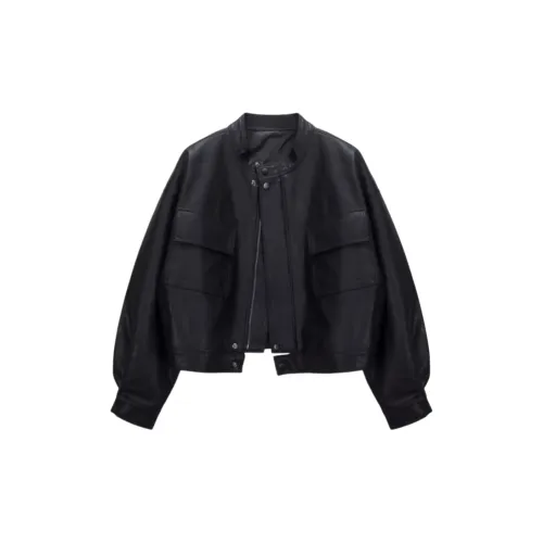 Женские кожаные куртки