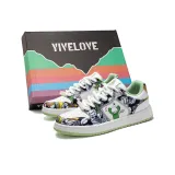 Белый, разноцветный