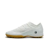 Светло-облачно-белый