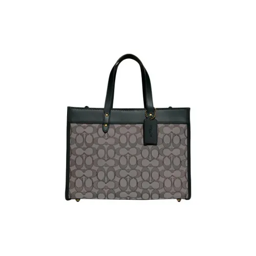 COACH Field Клатчи Женские