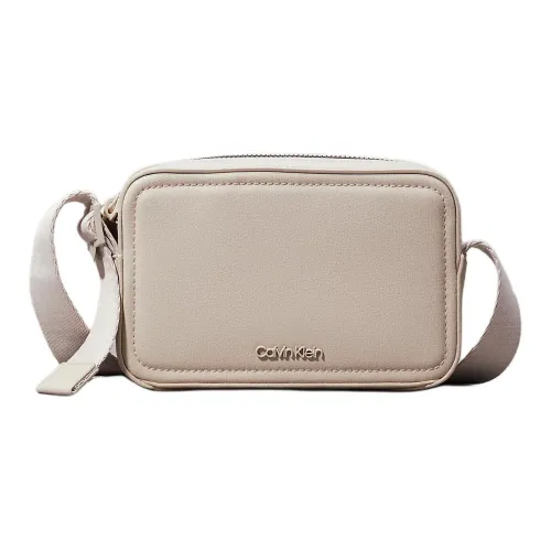 Calvin Klein Переработанный полиэстер Сумка через плечо Маленькая Мужская Камень Бежевый