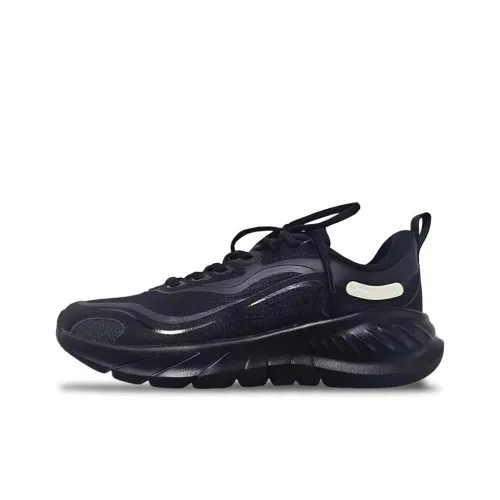 LINING Беговые кроссовки Low Top Черные Мужские