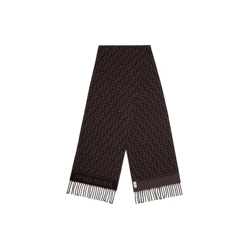FENDI Вязаные шарфы Женские