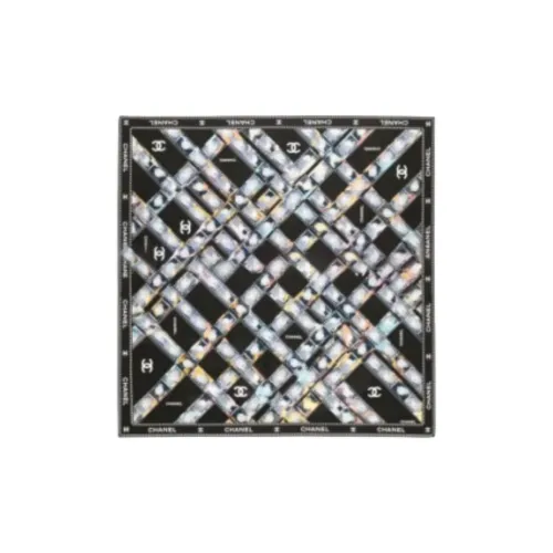CHANEL Шелковые шарфы Унисекс