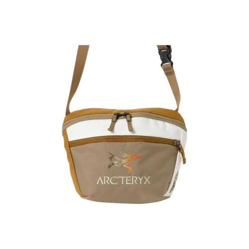 Arcteryx Туристические сумки Хаки Унисекс