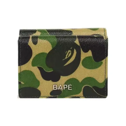 A BATHING APE Кошельки Зеленый Унисекс