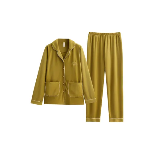 UAVAE Пижамный комплект женский цвет на изображении