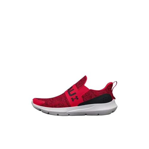Under Armour Surge 3 Low Топ Детские беговые кроссовки Красный Children Возраст 3-7 лет