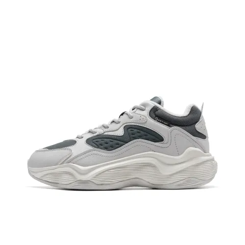 XTEP Slip-resistant Waterproof Thermal MID Top Casual Running Shoes Women's Gray XTEP Противоскользящий Водонепроницаемый Термический MID Топ Повседневные Беговые Кроссовки Женские Серый