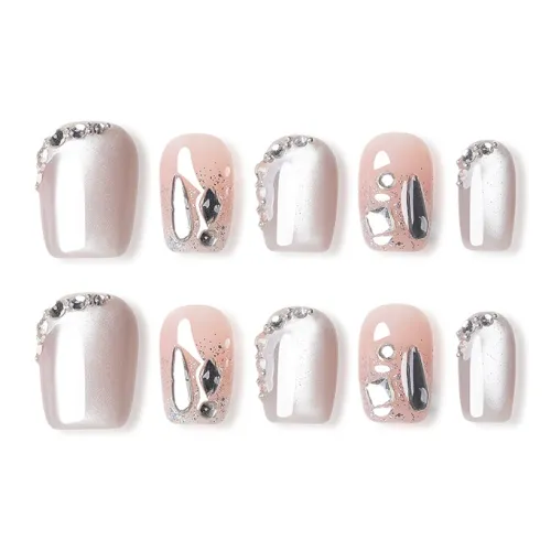 QUIET MOON White Moon Bay False Nail Short Cute Sparkling Cat Eye Instagram Style 10 шт 14mm