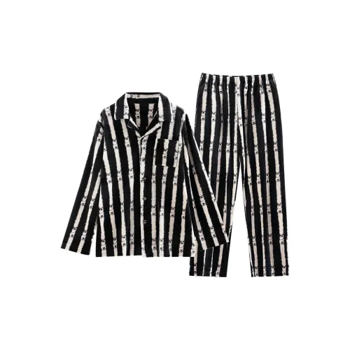 UAVAE Пижамный комплект Мужской Цвет на изображении