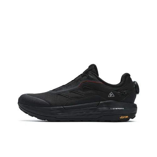 FILA BOA EXPLORER 2 Low Топ Беговые кроссовки Мужской Черный