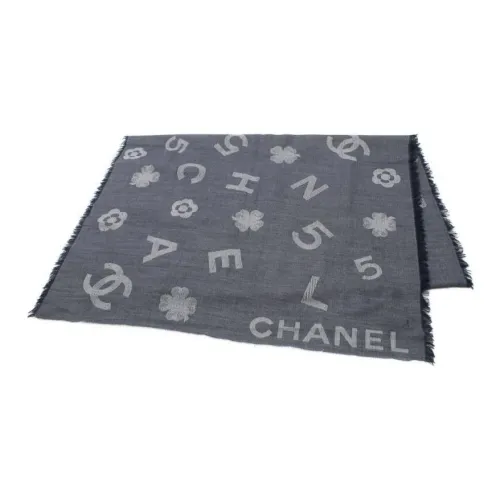 CHANEL Вязаные шарфы Женские