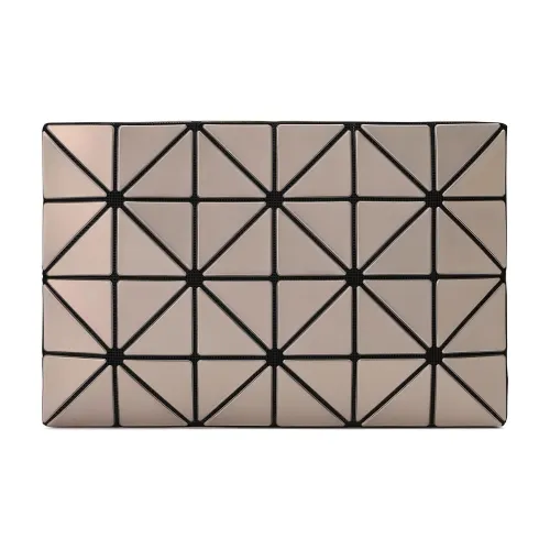 ISSEY MIYAKE Поливинилхлоридная смола Клатч Женский Светло-розовый