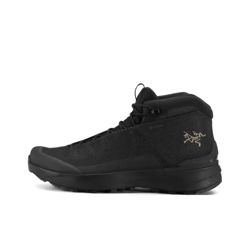 Arcteryx Kopec Альпинистские и туристические ботинки MID Топ Черный мужской