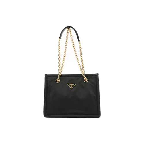 PRADA Сумки через плечо Женские